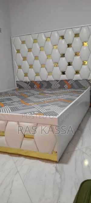 1,50 ምርጥ እና ጠንካራ ቸስተር ፌልድ አልጋ