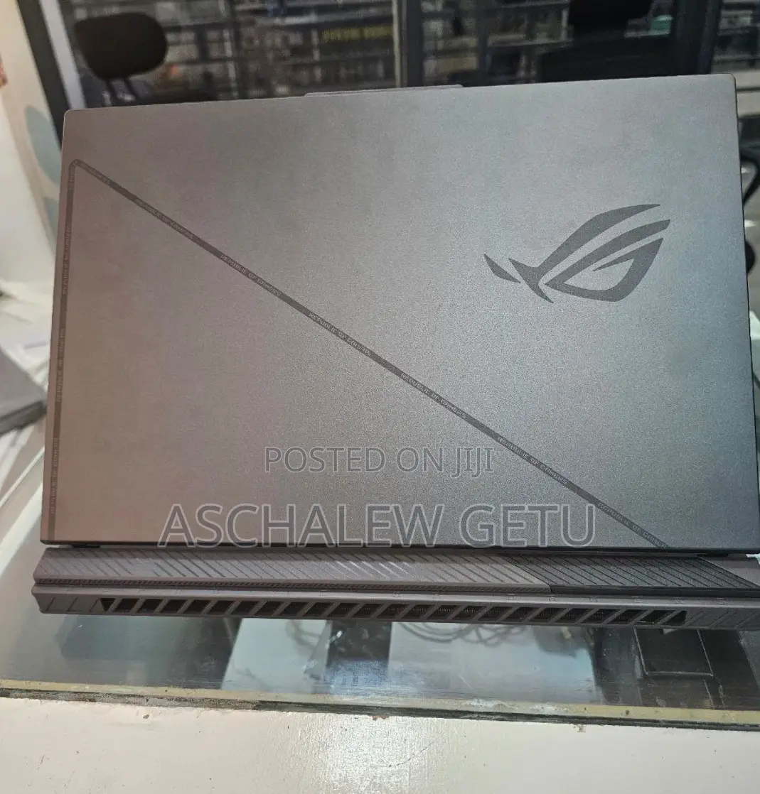 New Laptop Asus ROG Strix G15 16GB Intel Core I9 SSD 1T