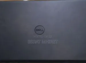 New Laptop Dell Vostro 3520 8GB Intel Core I5 SSD 1T