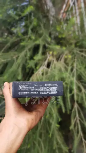 New Samsung Galaxy S24 Ultra 256 GB