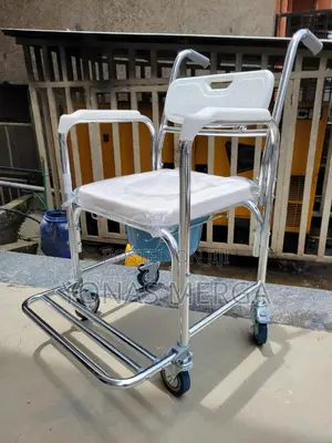 Photo - Wheelchair, Chair嶲剪with Wheeled Toilet Chair曲衩commode Chair
