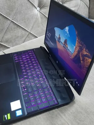 New Laptop HP Pavilion 15 8GB Intel Core I5 SSD 256GB