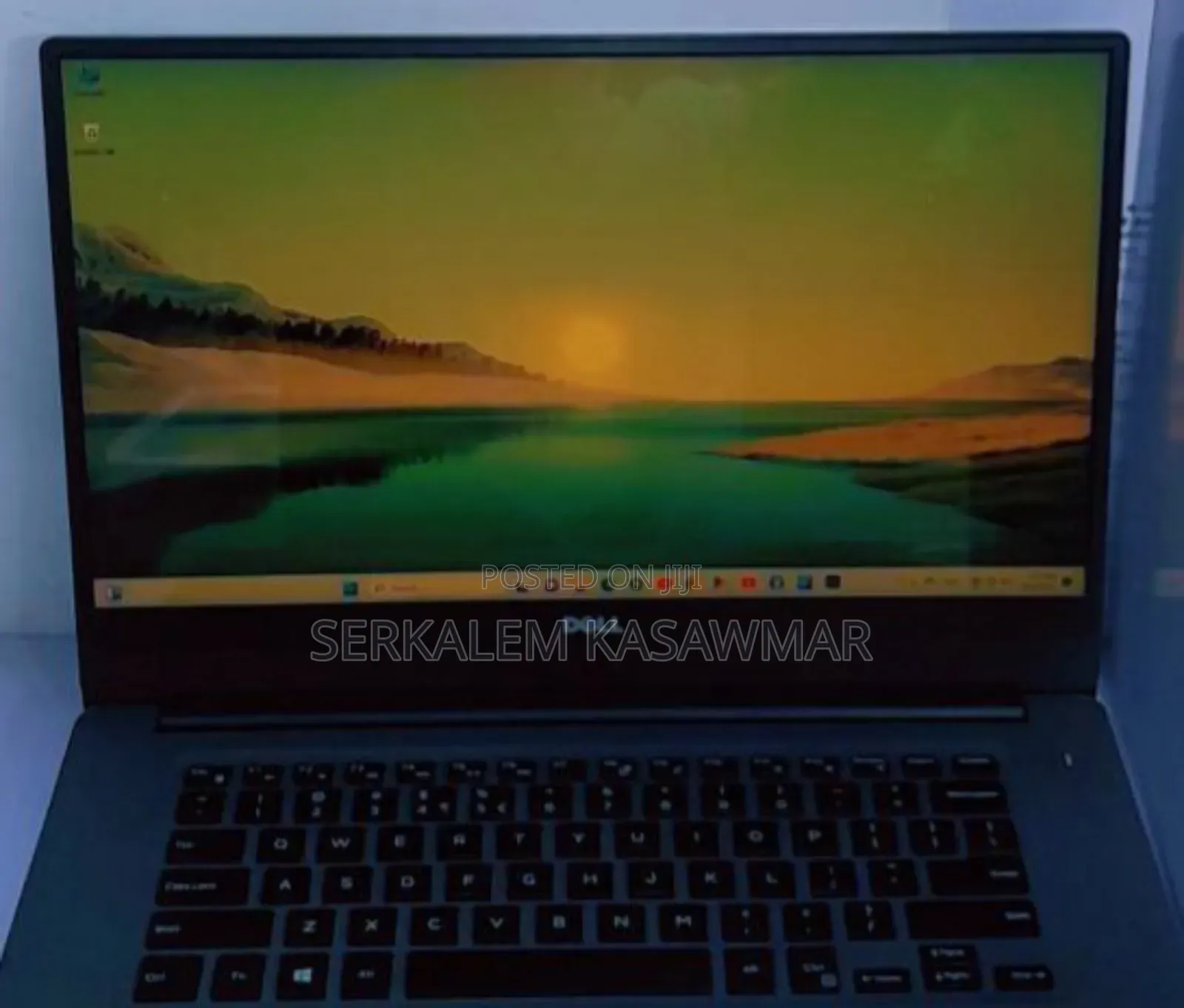 New Laptop Dell Inspiron 15 8GB Intel Core i5 HDD+SSD 1T