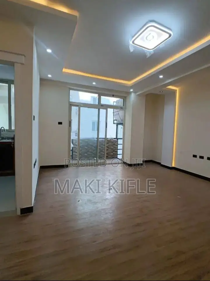 Furnished 2bdrm Condo in ኮንዶሚኒየም, Bole for sale