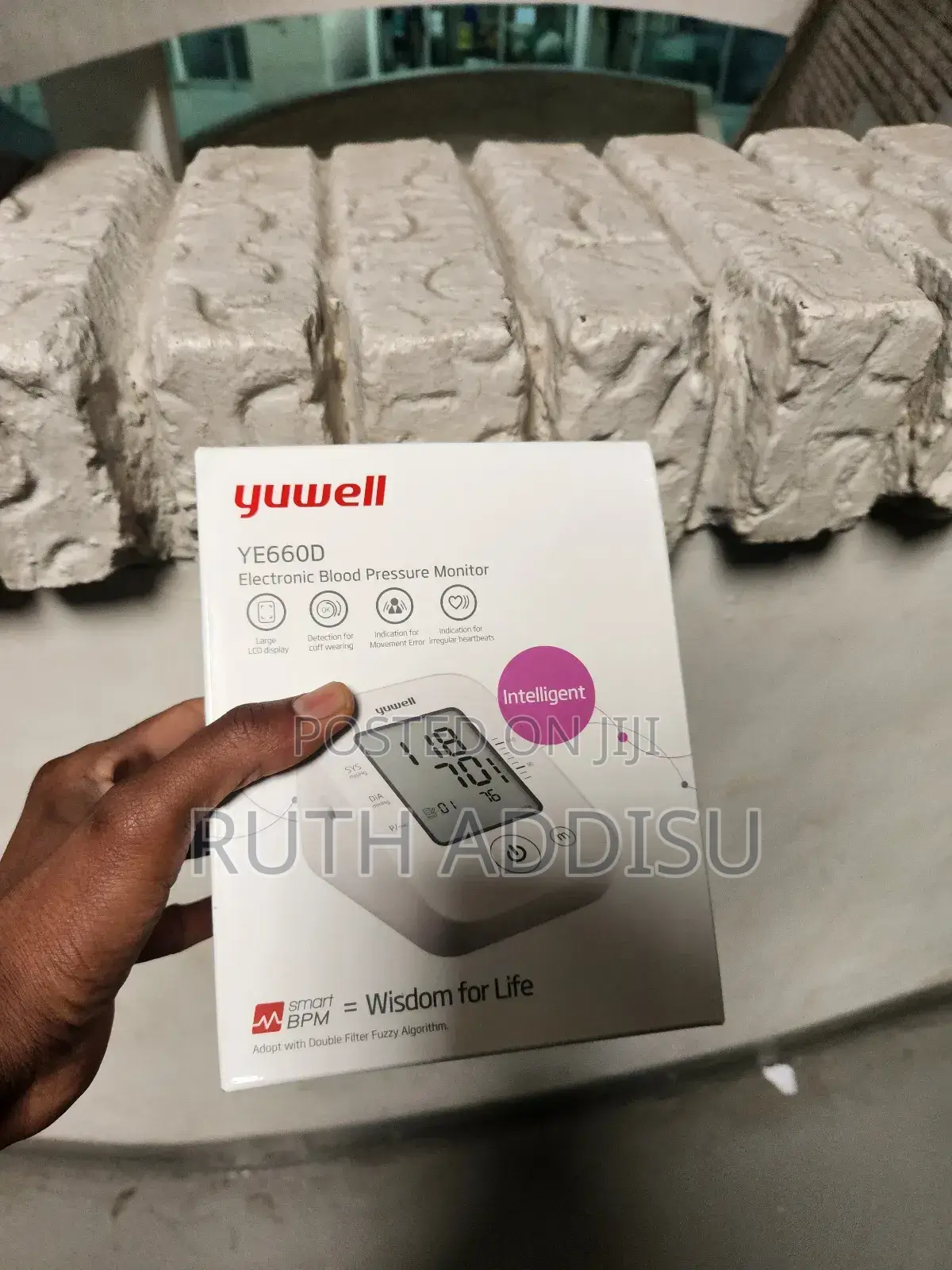 Digital Blood Pressuer Monitor朱紅medical Bp Monitor New