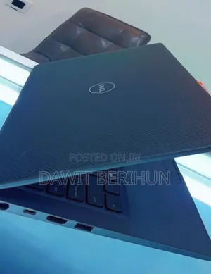 Photo - New Laptop Dell Latitude 7300 16GB Intel Core I5 SSD 256GB