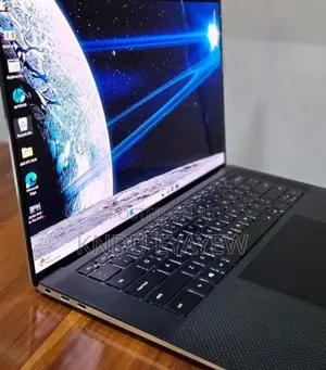 New Laptop Dell XPS 15 32GB Intel Core I7 SSD 512GB