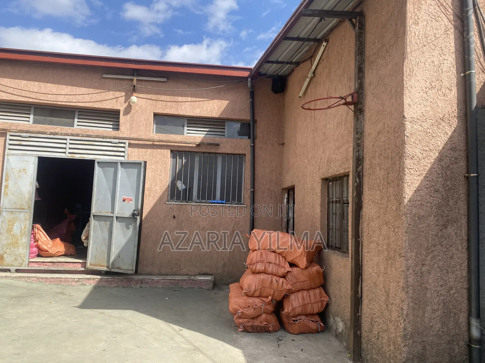 Commercial Property in Adiss Ketema