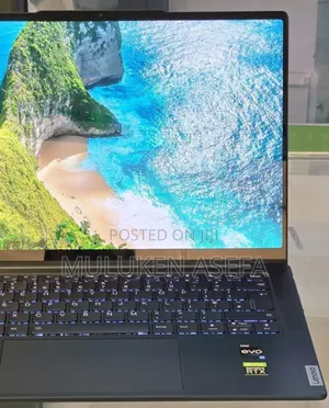 Photo - New Laptop Lenovo Yoga 11e 32GB Intel Core I7 SSD 1T