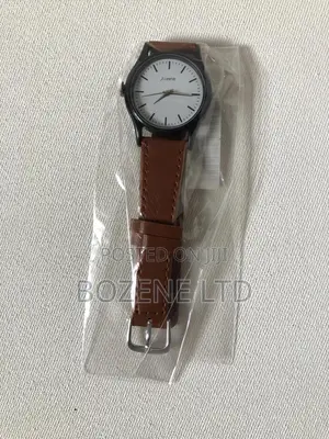 Photo - Watch(Analog/White on Brown)