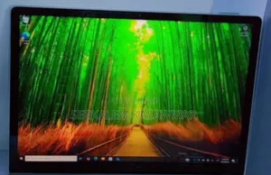 New Laptop Microsoft Surface 8GB Intel Core i5 SSD 256GB