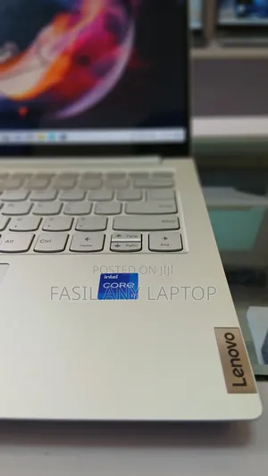 New Laptop Lenovo IdeaPad Flex 14 16GB Intel SSD 512GB