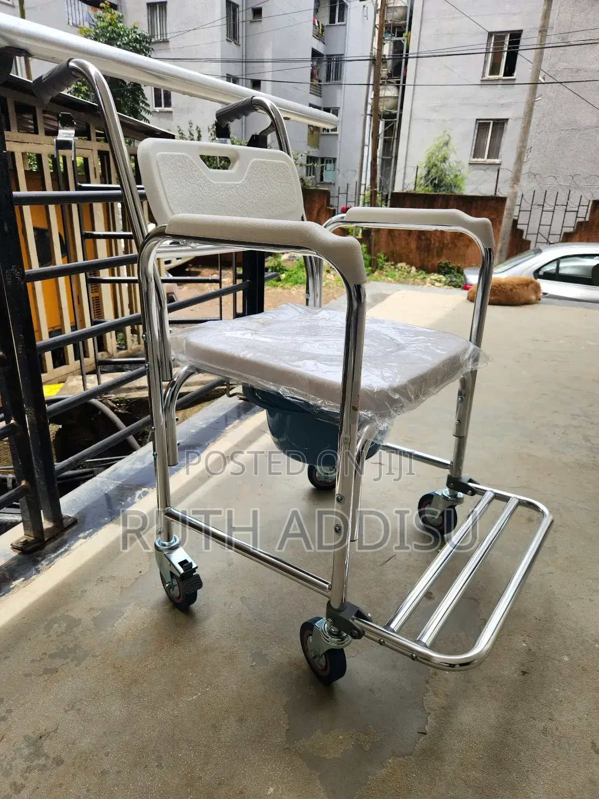 Wheelchair段的commode Wheelchair忝不wheelchair Commode Medical