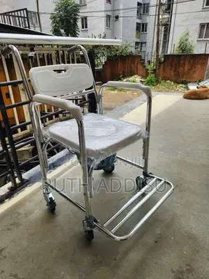 Commode Wheelchair朱紅four Wheel With Frane Wheelchair Commode