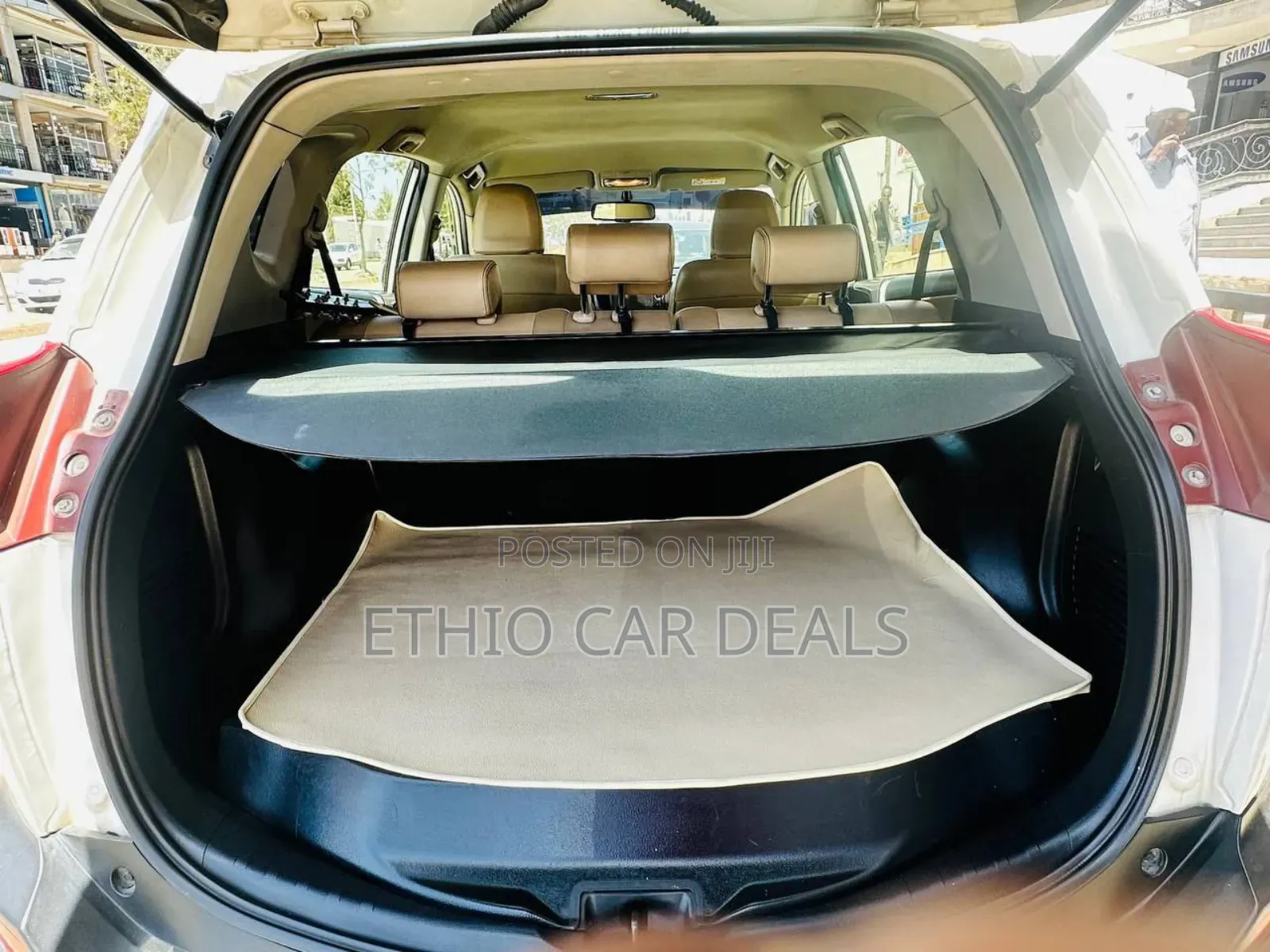 Toyota RAV4 2015 White