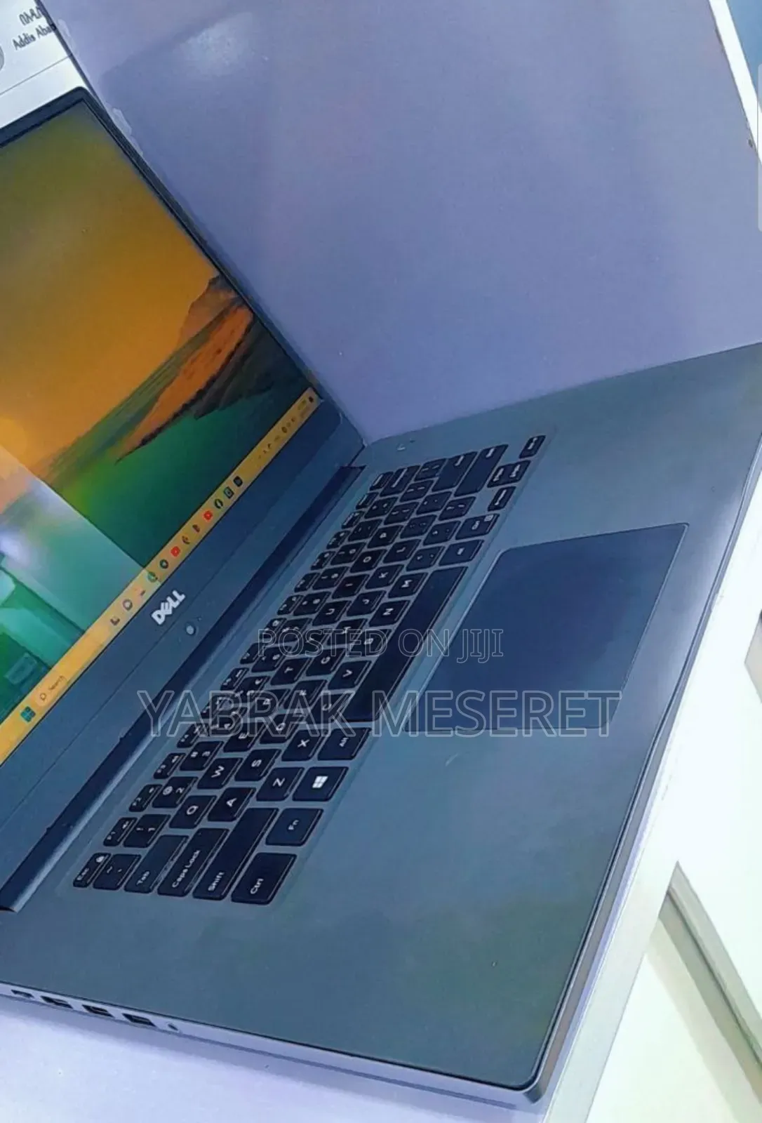 New Laptop Dell Precision 17 M7710 8GB Intel Core I5 HDD+SSD 1T