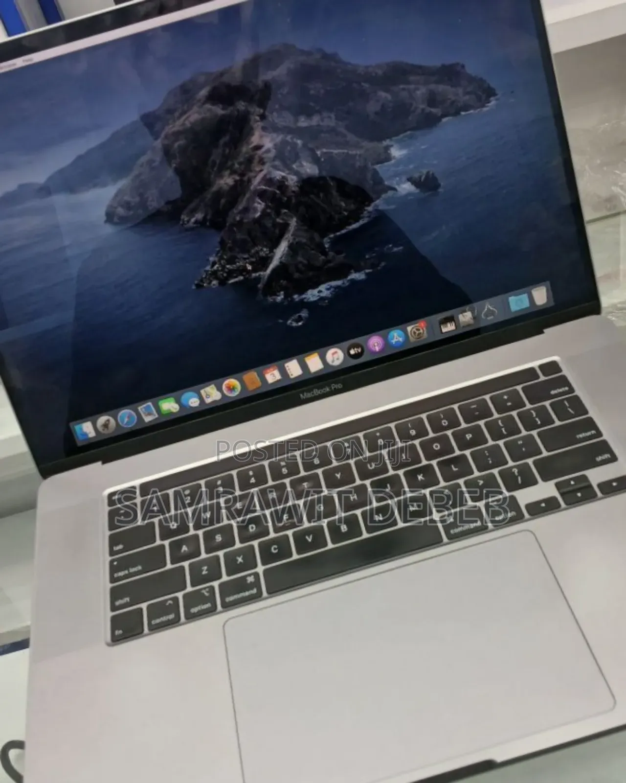 New Laptop Apple MacBook Pro 2019 32GB Intel Core I7 SSD 1T