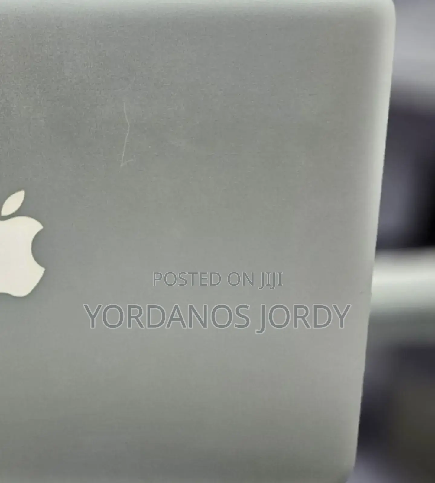 New Laptop Apple MacBook Pro 2012 4GB Intel Core i5 SSD 256GB