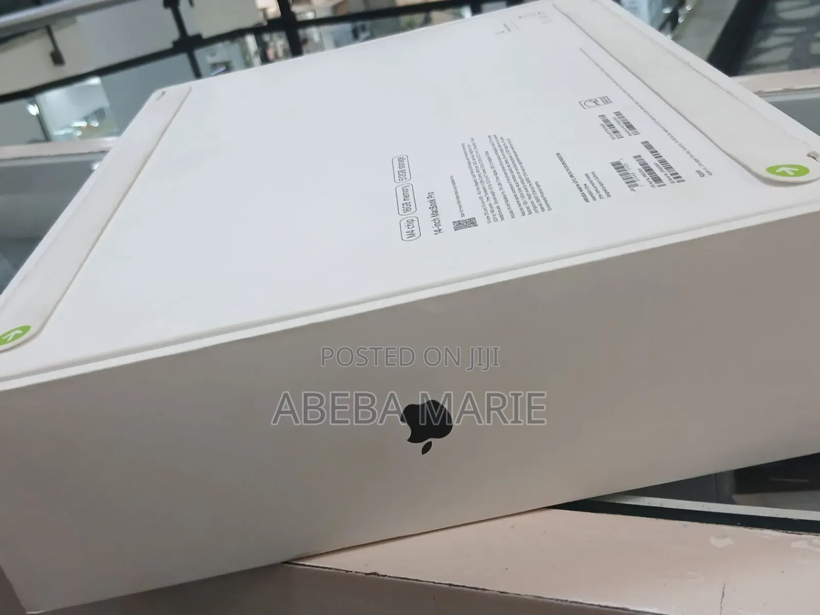 New Apple MacBook Pro 2024 M4 14-Inch 16GB Apple M4 Pro SSD 512GB