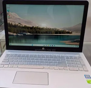New Laptop HP Pavilion 15 8GB Intel Core I7 eMMC 256GB