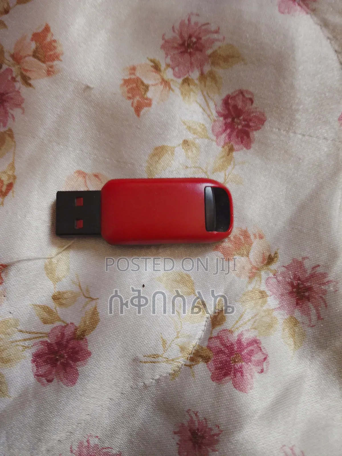 Flash Drives 16