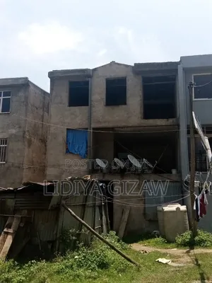 4bdrm House in Akaky Kaliti for sale
