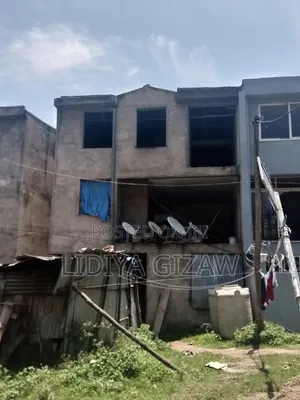 4bdrm House in Akaky Kaliti for sale