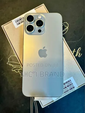 Photo - New Apple iPhone 15 Pro Max 256 GB Gray