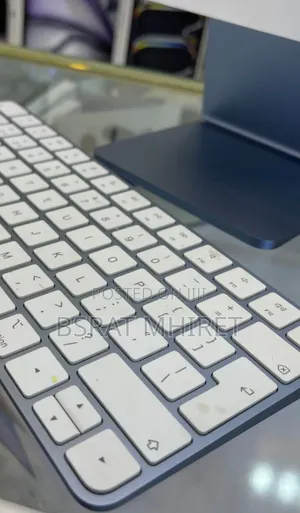 New Laptop Apple MacBook Air 2024 M3 13-Inch 8GB Apple M3 SSD 256GB