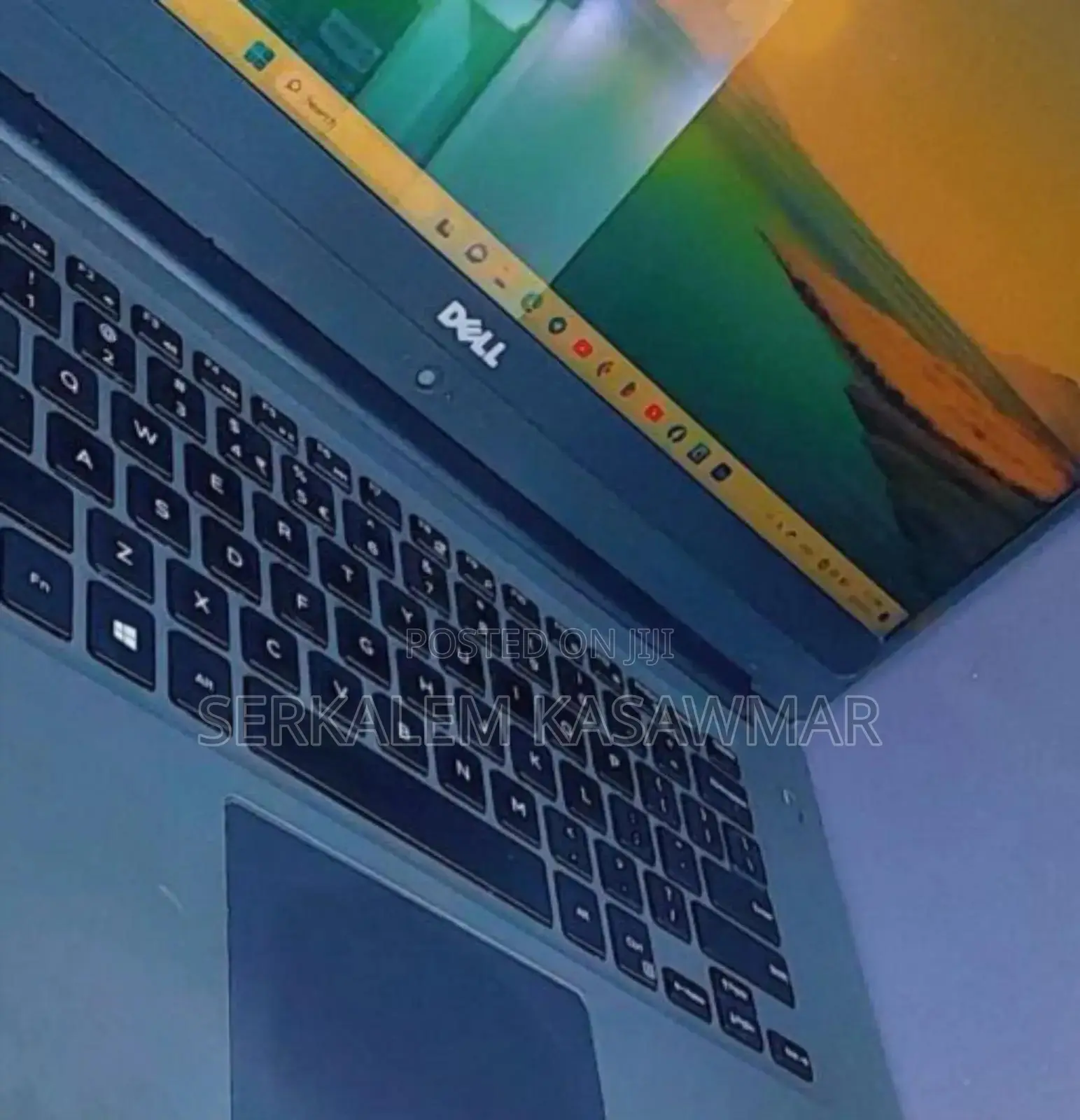 New Laptop Dell Inspiron 15 8GB Intel Core i5 HDD+SSD 1T