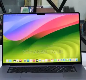 Photo - New Laptop Apple MacBook 2012 16GB Apple M1 Pro SSD 1T