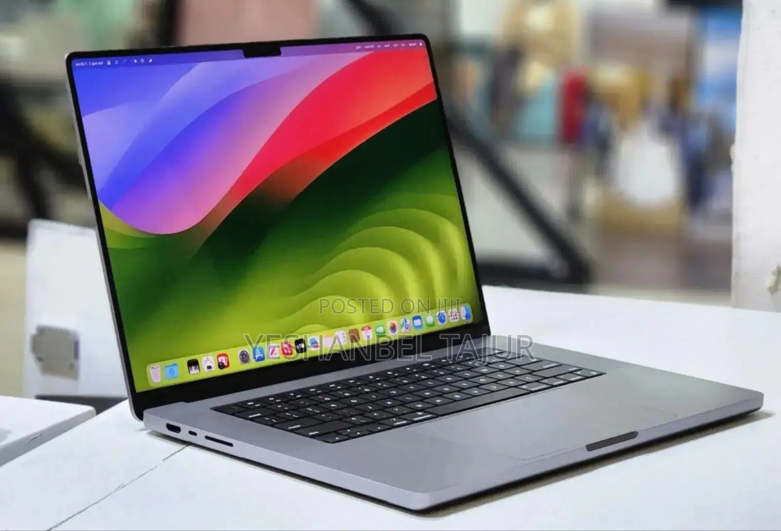 New Laptop Apple MacBook 2012 16GB Apple M1 Pro SSD 1T