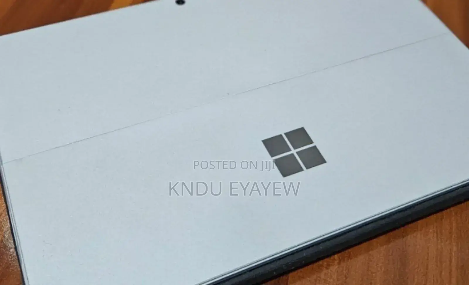 New Laptop Microsoft Surface 8GB Intel Core I5 SSD 128GB