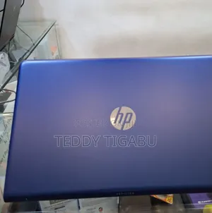 New Laptop HP Pavilion 15 8GB Intel Core I7 HDD 1T