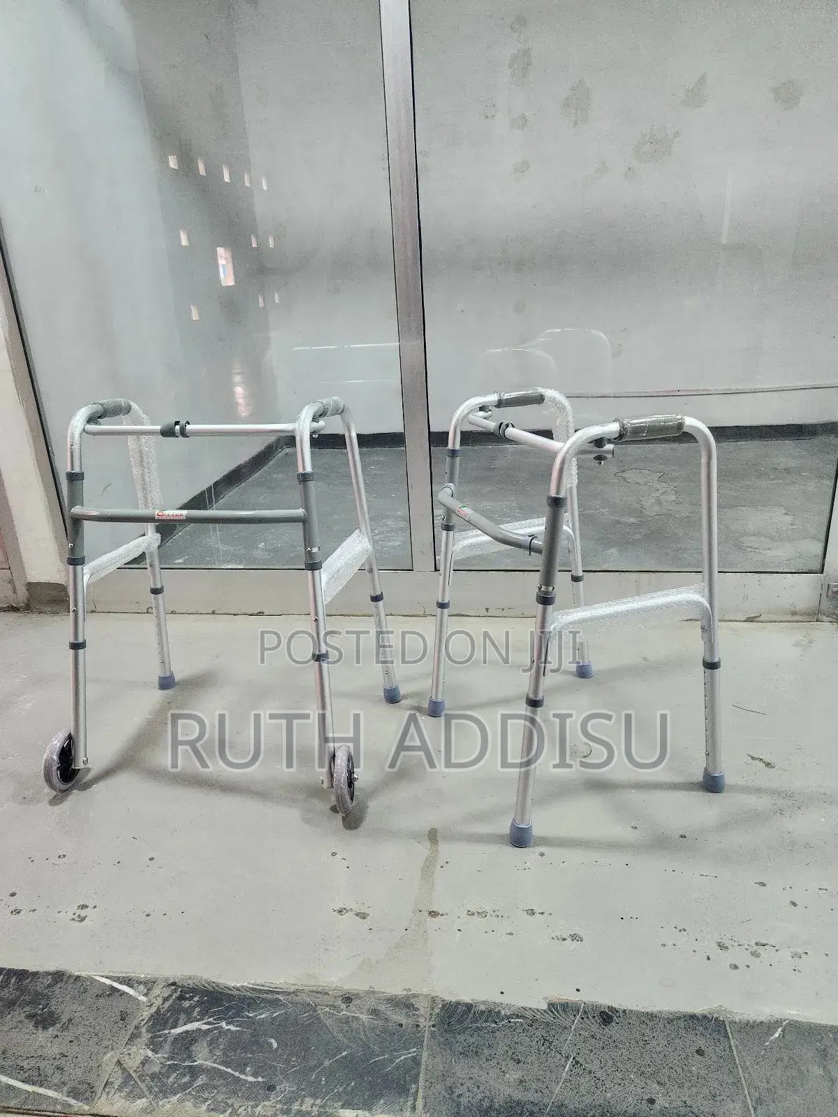 Medical Walker肇事almunium Medcal Walker吞下walker Foldable New