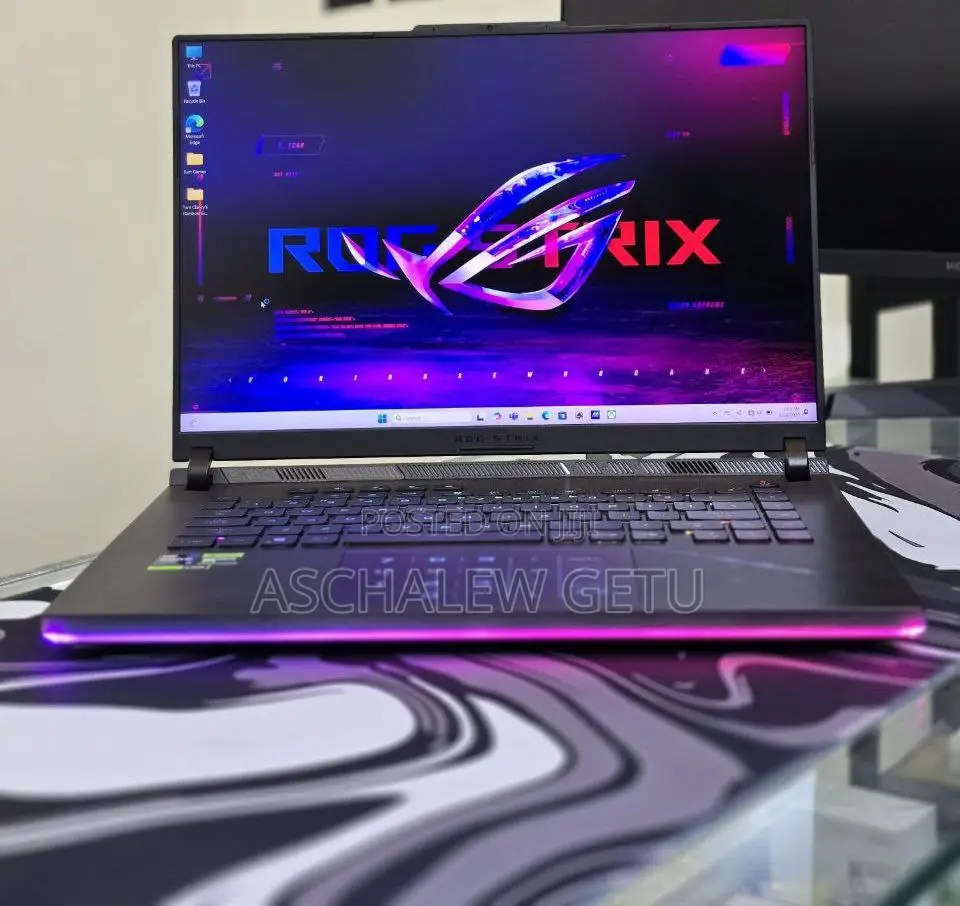 New Laptop Asus ROG Strix G15 16GB Intel Core I9 SSD 1T