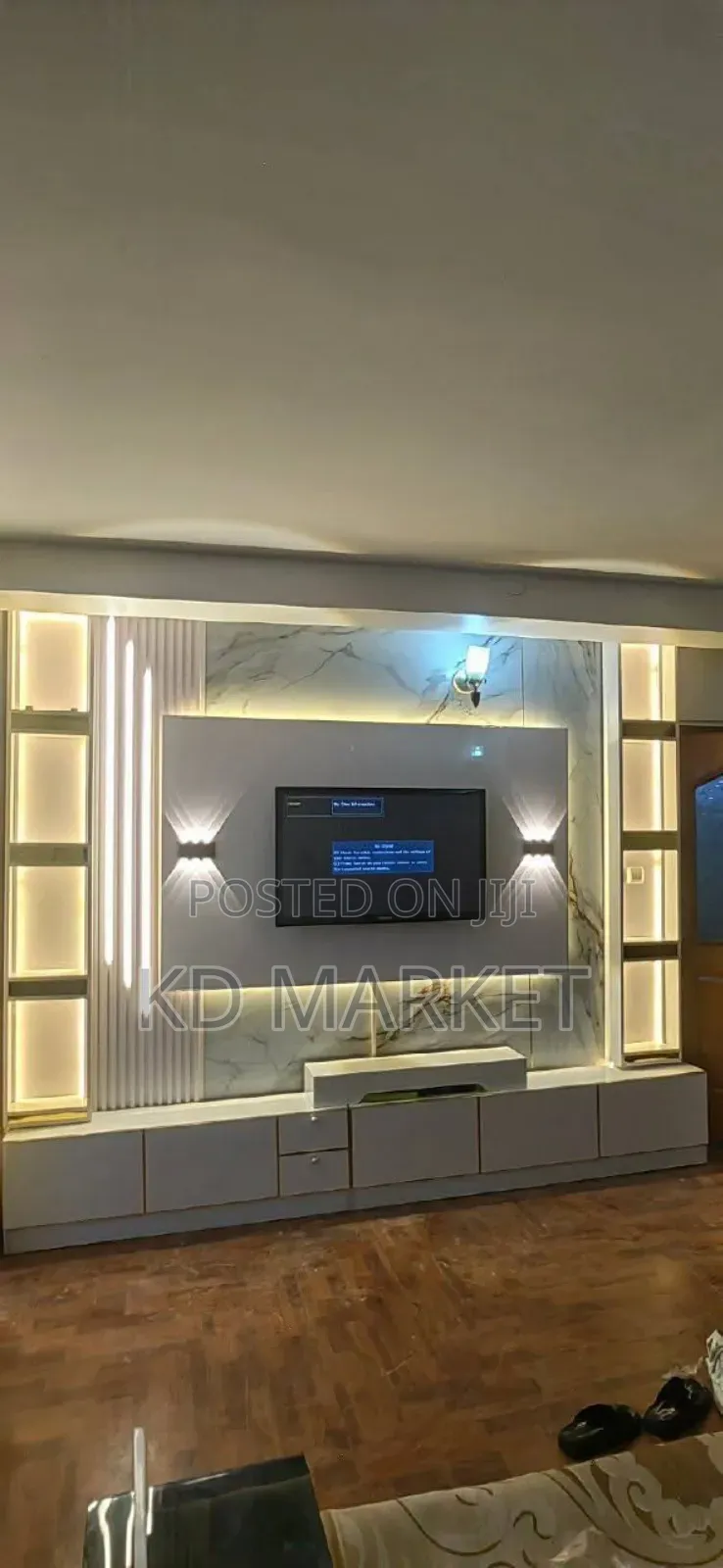 Tv Stands እጅግ ዘመናዊ ቲቪ ስታንዶች