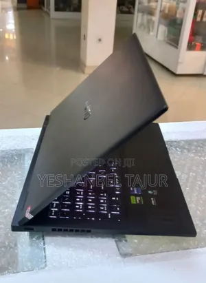 New Laptop HP Omen 15 16GB Intel Core I9 SSD 1T