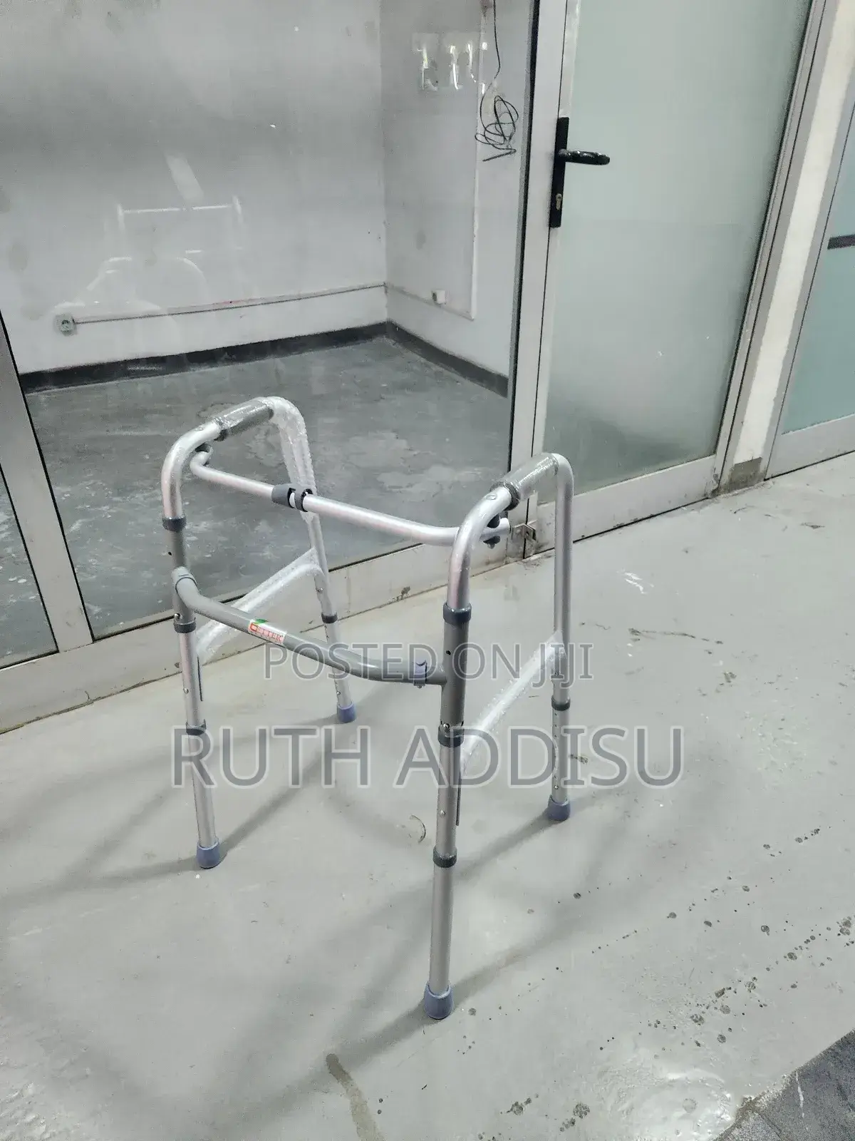 Foldable Walker垮台best Quality Almunium Walker间你walker New