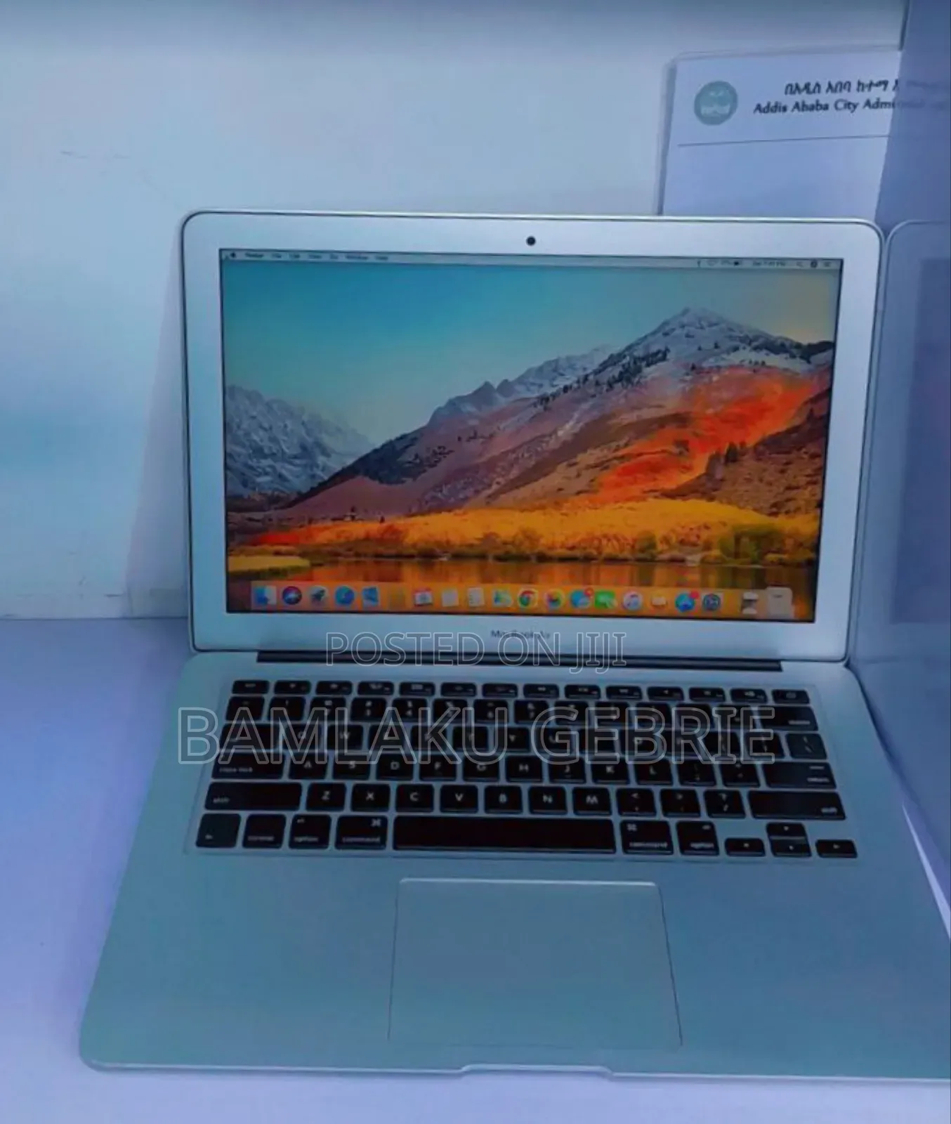 New Laptop Apple MacBook Air 2013 4GB Intel Core I5 SSD 128GB
