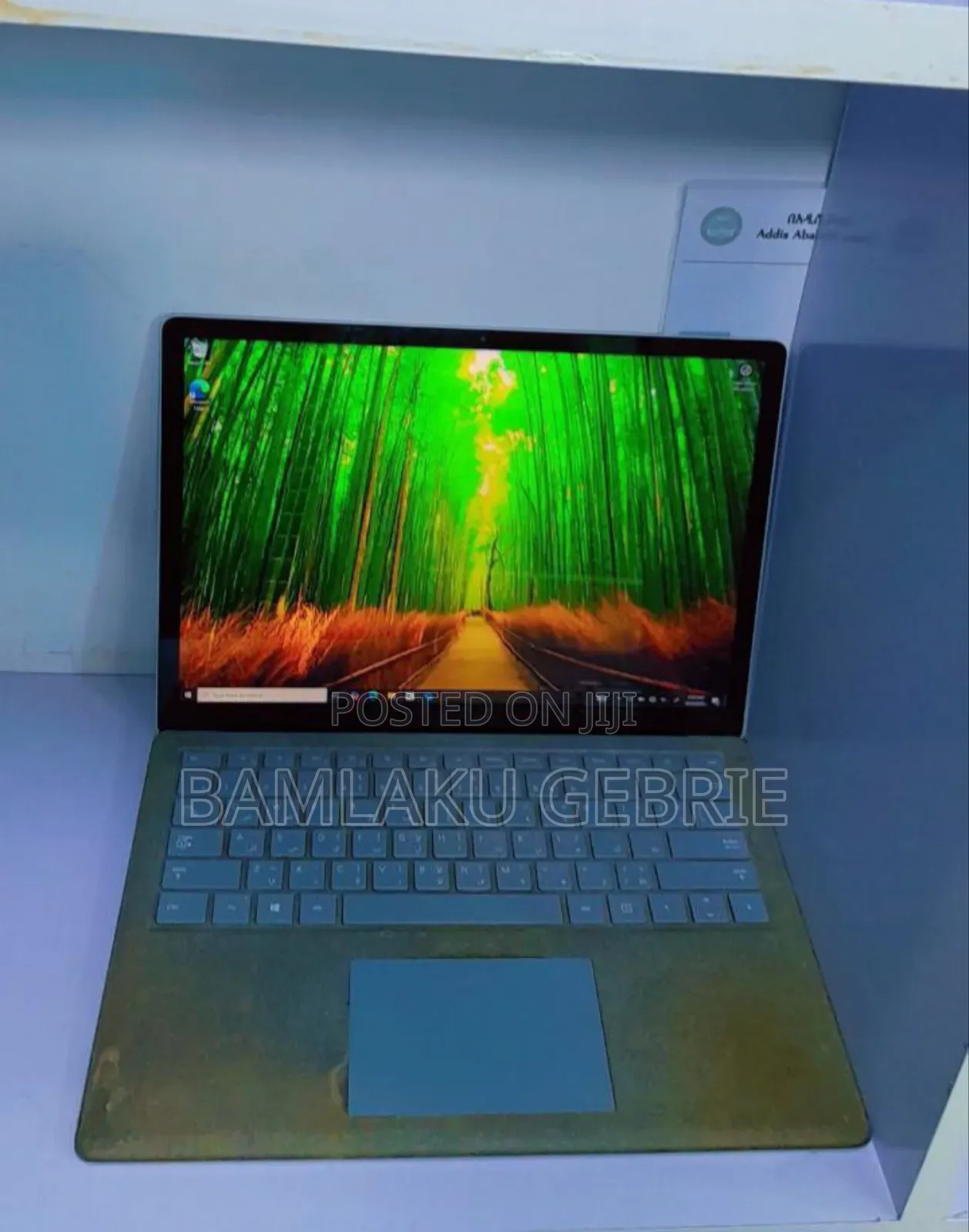 New Laptop Microsoft Surface 8GB Intel Core I5 SSD 256GB