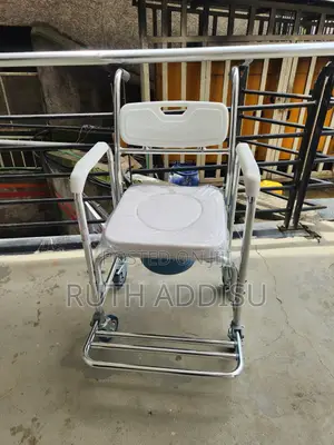Commode Wheelchair寵幸wheelchair Toilet允謙wheelchair Commode