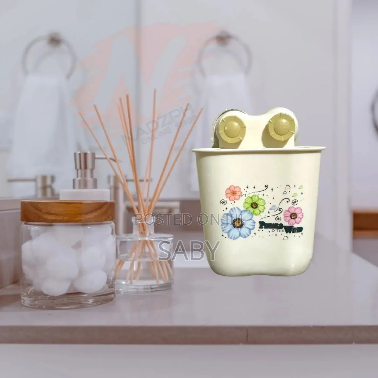 Wall-mounted Suction Cup Holder