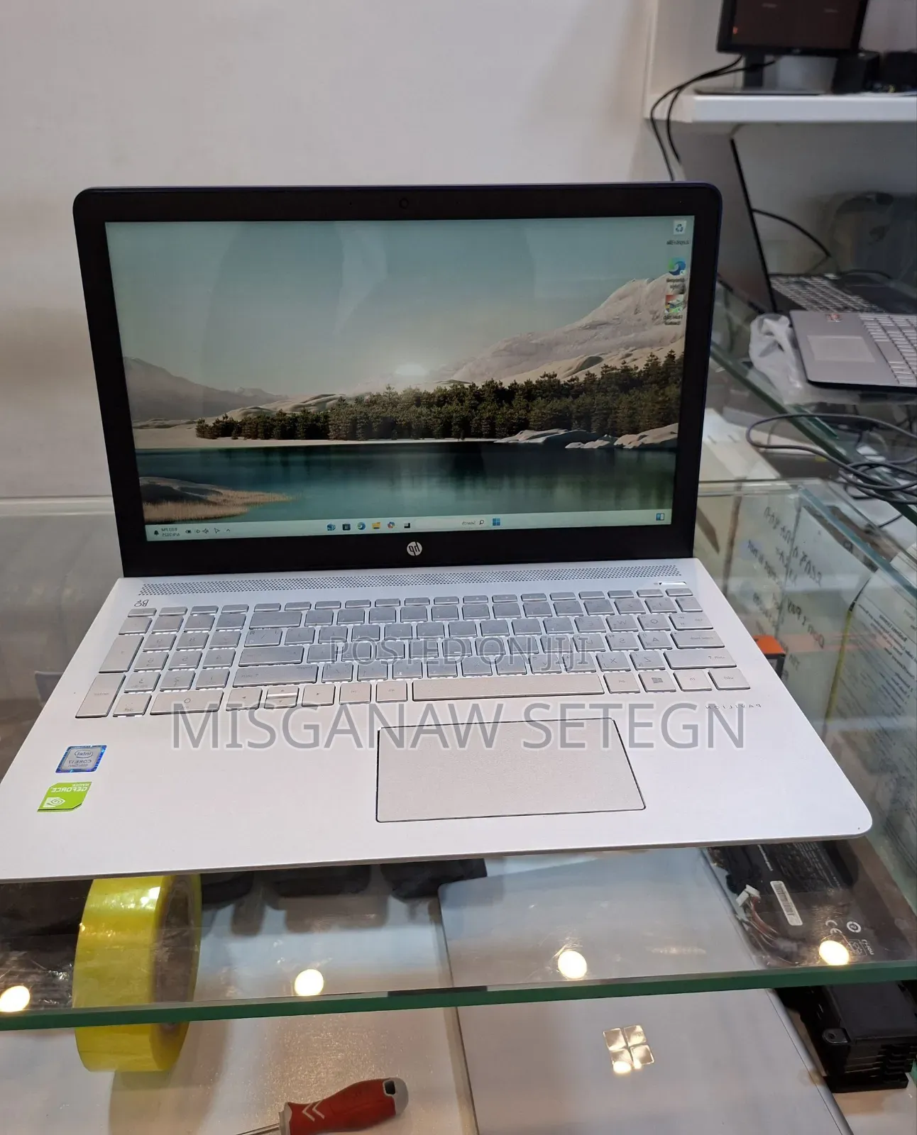 New Laptop HP Pavilion 15 8GB Intel Core I7 SSD 1.5T