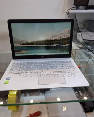New Laptop HP Pavilion 15 8GB Intel Core I7 SSD 1.5T