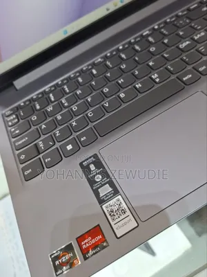 New Laptop Lenovo Ideapad 3 16GB AMD Ryzen 5 SSD 512GB