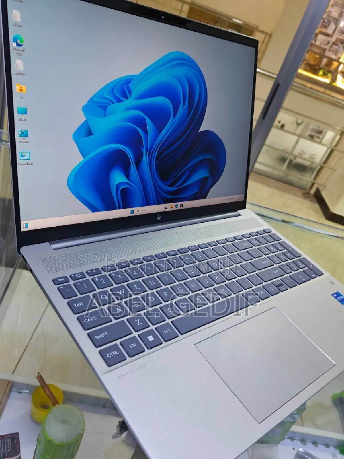 New Laptop HP 16GB Intel Core I7 SSD 1T
