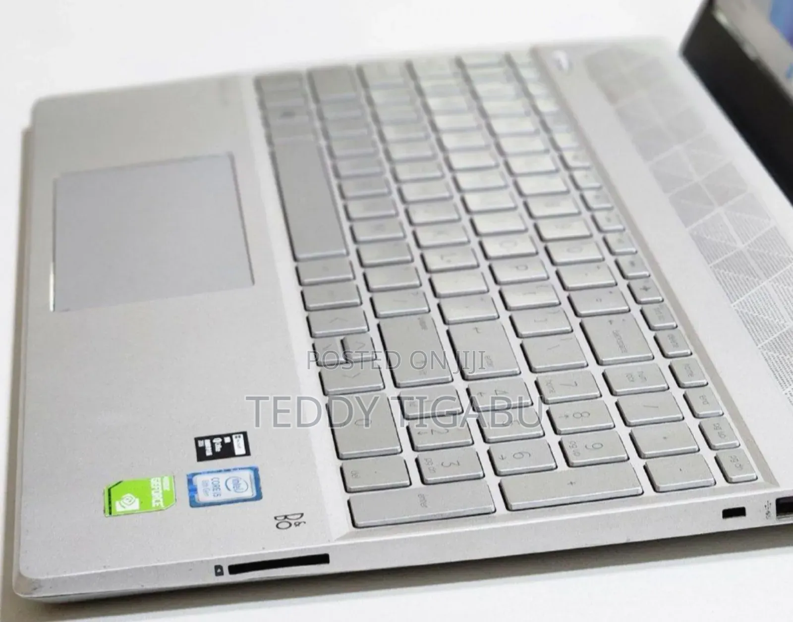 New Laptop HP Pavilion 15 8GB Intel Core I5 SSD 128GB