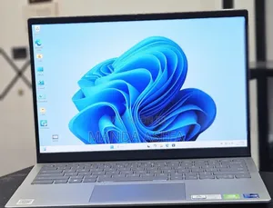 New Laptop Dell Inspiron 15 16GB Intel Core I7 SSD 512GB