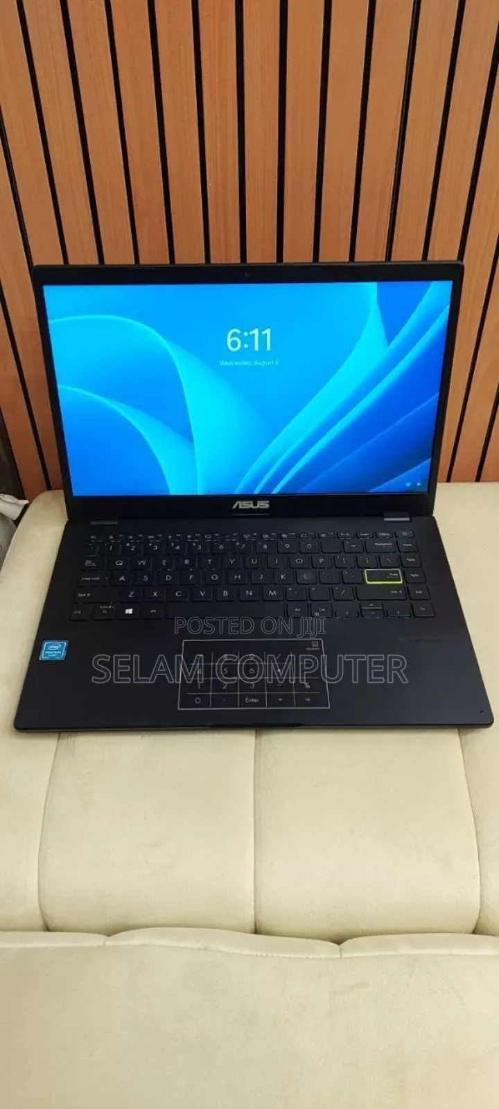 New Laptop Asus VivoBook 15 X510UQ 4GB Intel SSD 128GB